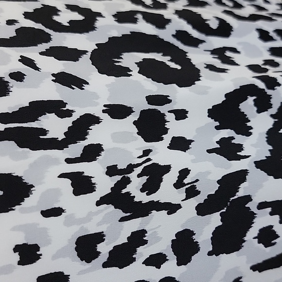 Calvin Klein sleeveless top - Picture 5 of 6